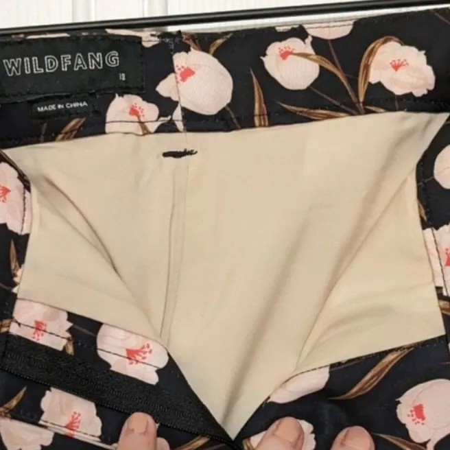 WildFang Empower Trouser NWT Size 18 Floral Blooms Pattern Ankle Length Pants Black - Image 8