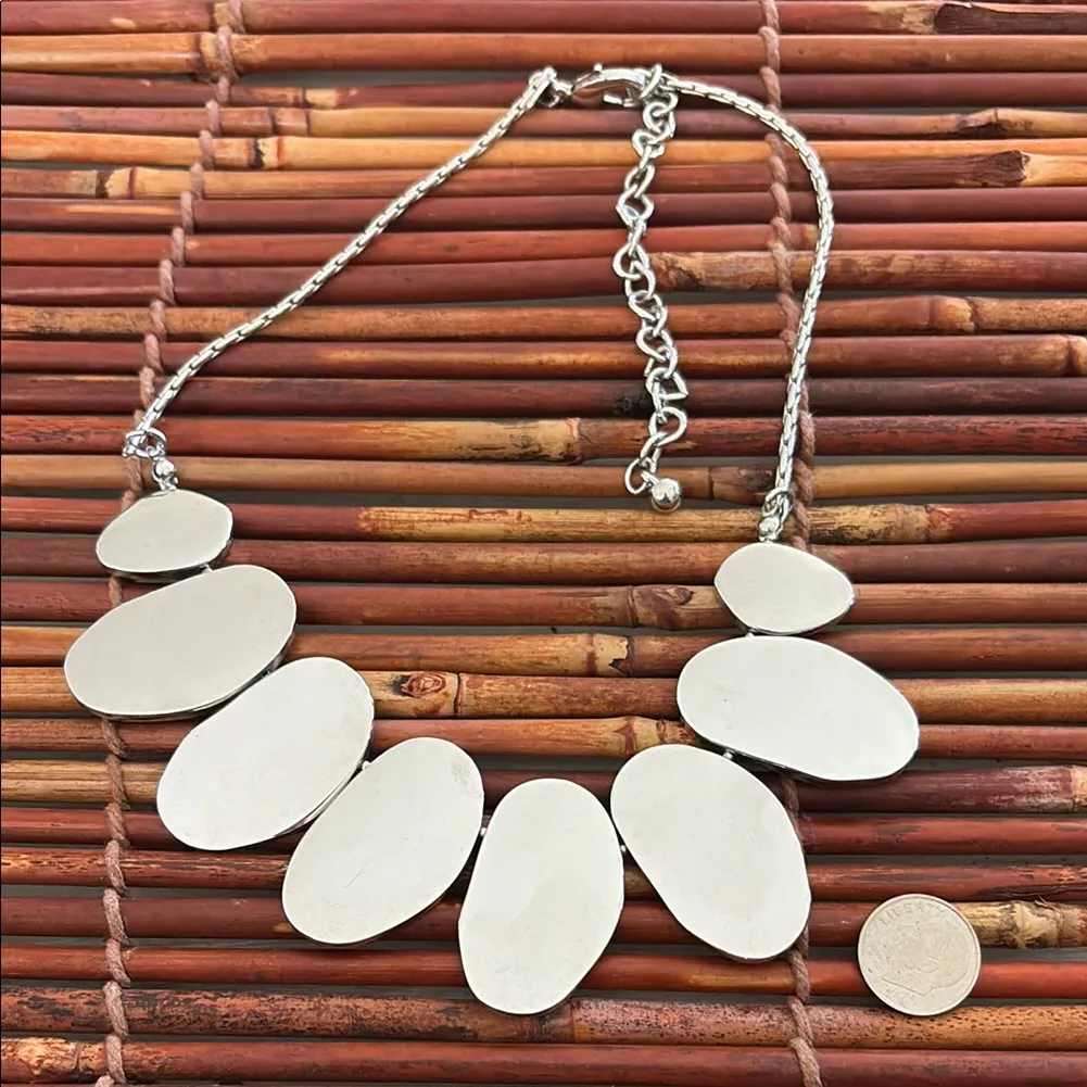 Chico's Silver Geometric Necklace - Image 4