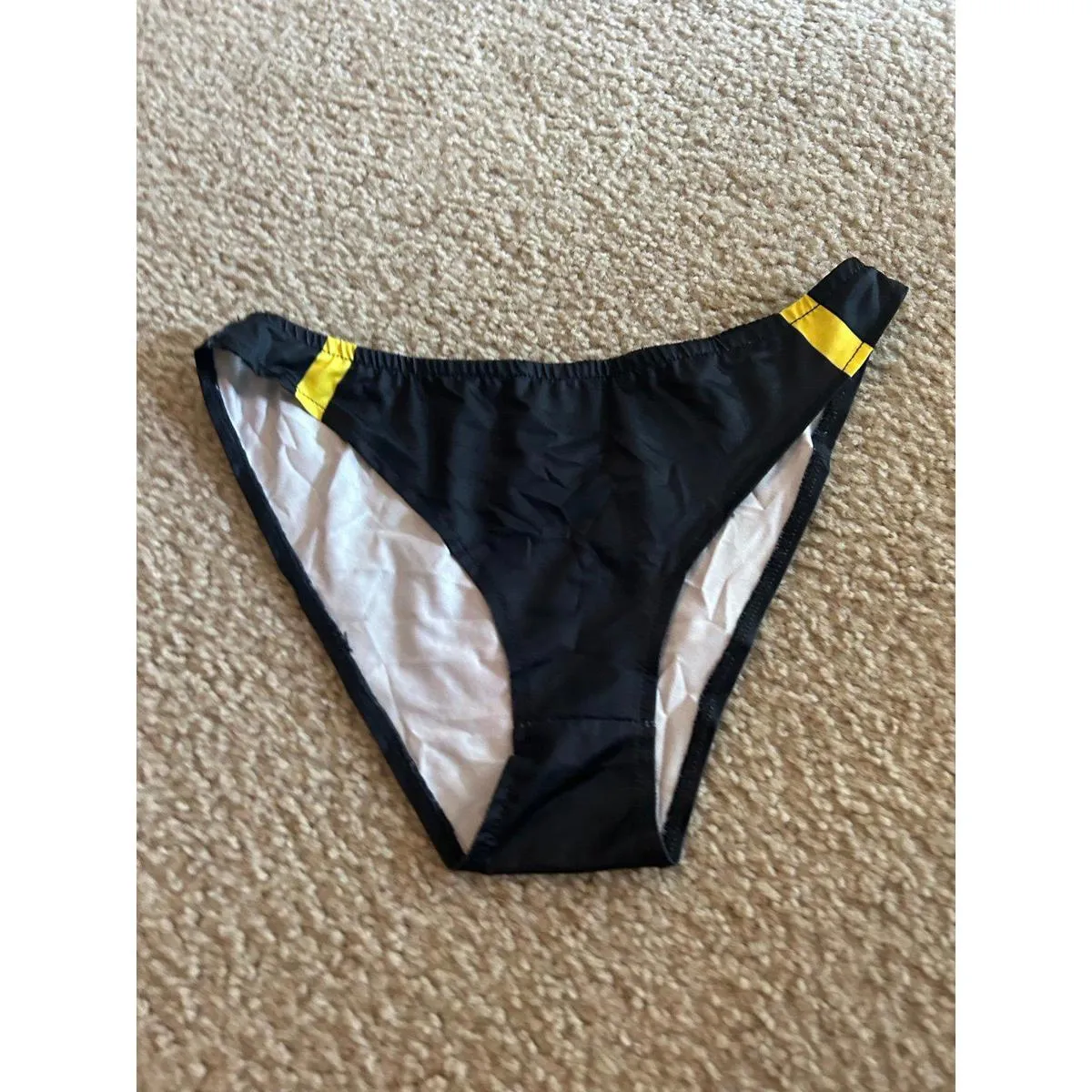 Bra top and panty size large Black - Image 4