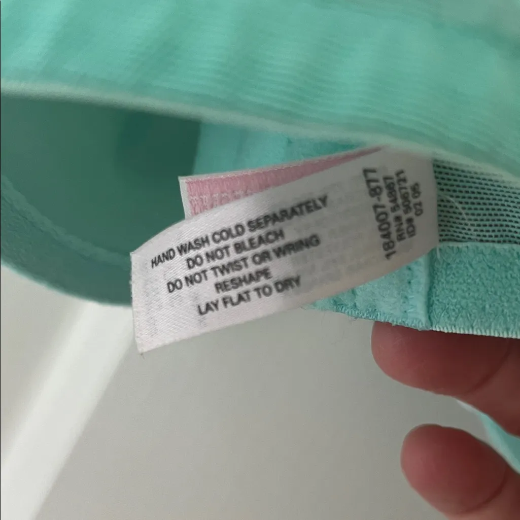 Victoria's Secret Aqua Floral Bra - Image 8