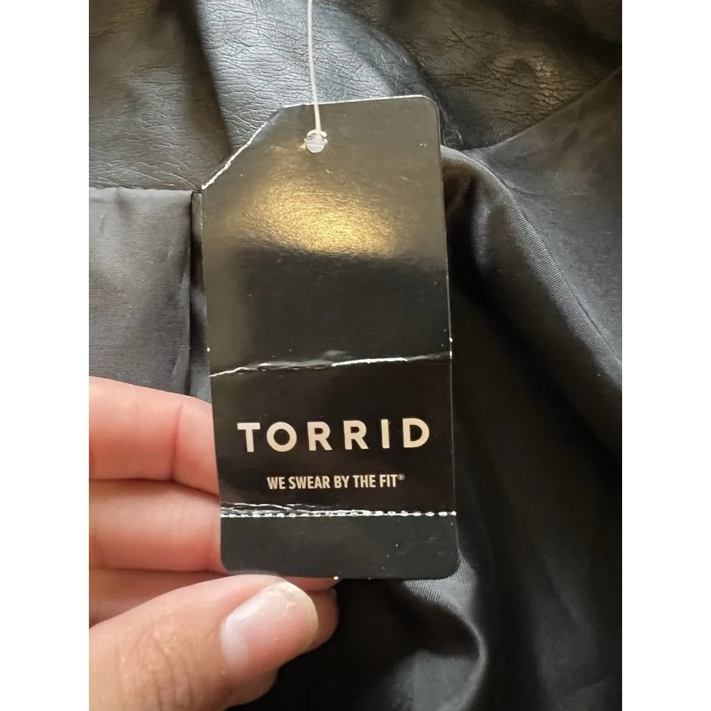 Torrid 2 Moto Jacket Women Cropped Black Floral‎ Faux Leather Designer Modern - Image 13