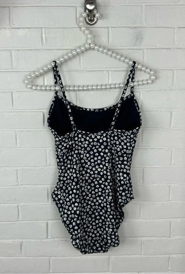 Gap Black & White Floral One Piece Swimsuit Size M - Image 6