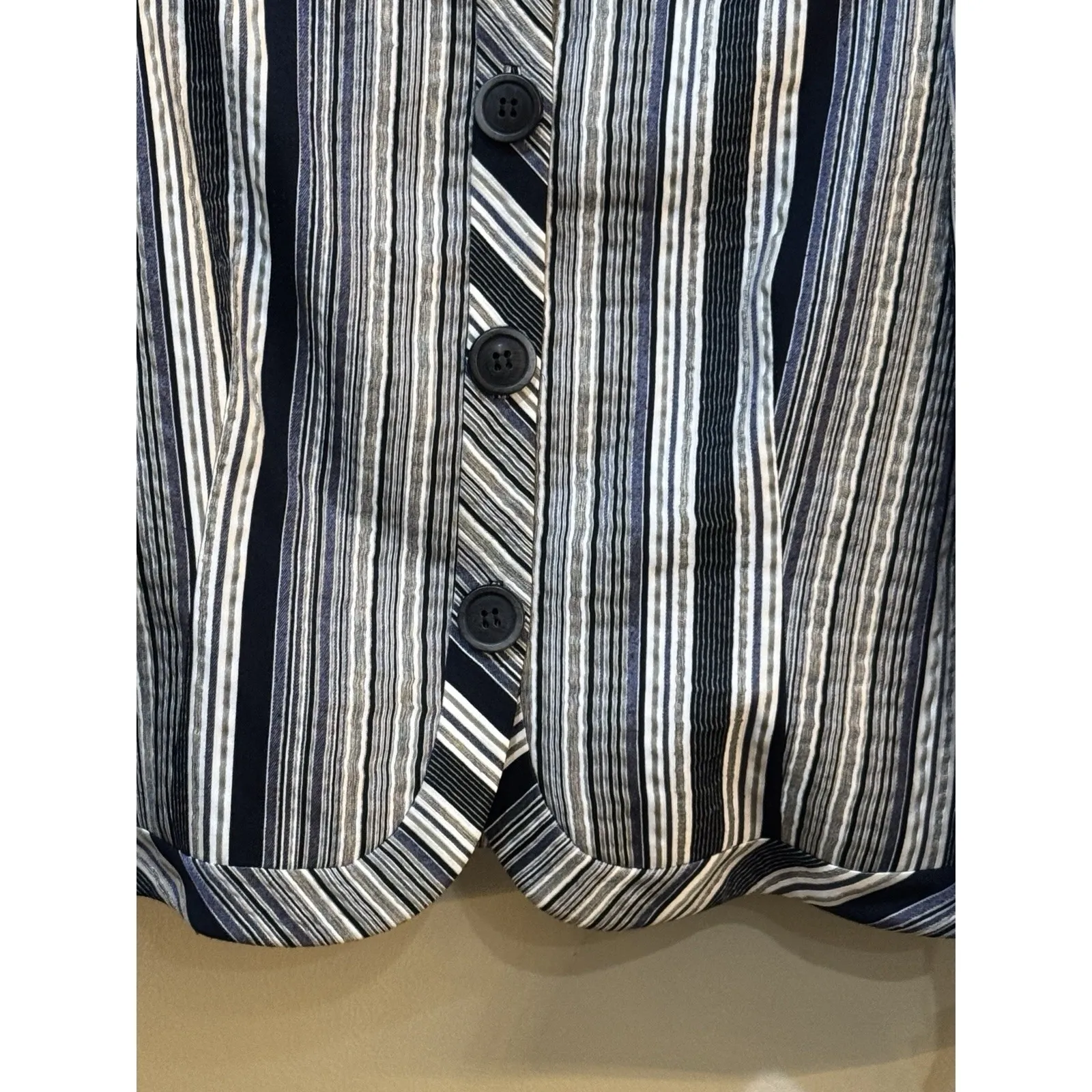 Layfayette 148 Stripped Jacket Blazer‎ Size 16 - Image 5