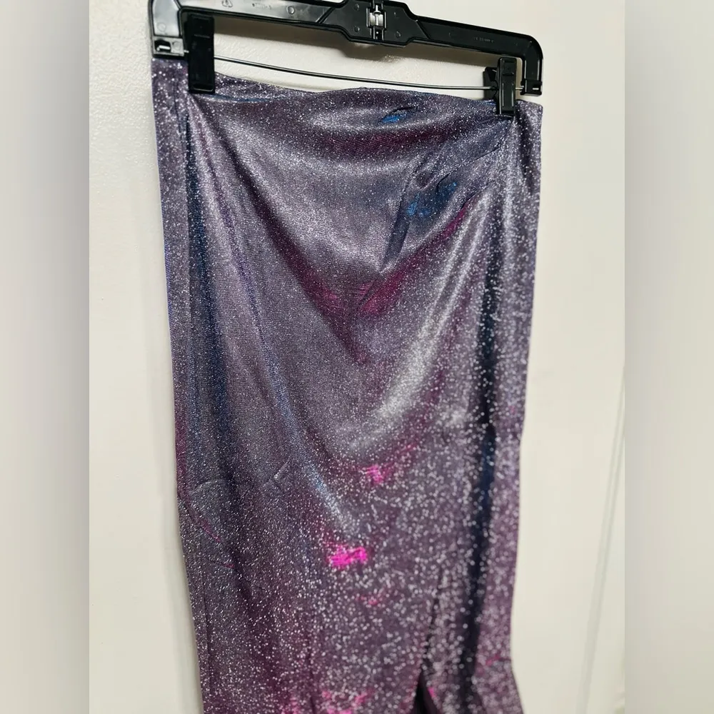 Pencil Skirt Size M Nwt!  Metallic Purple Silver Sparkly Slit In Front - Image 2