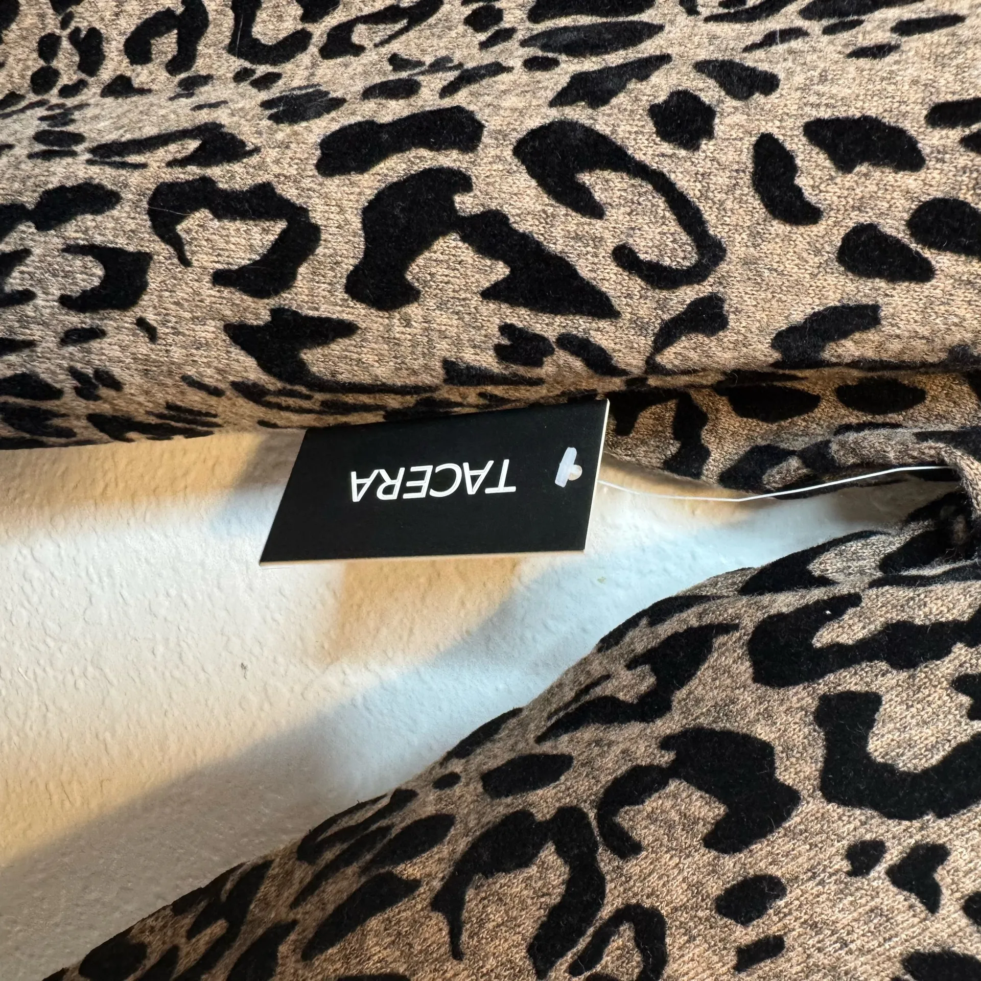 Tacera Leopard 3/4 Sleeve Dress Metal Ring Neck Detail Velour Spots Size Large - Image 3