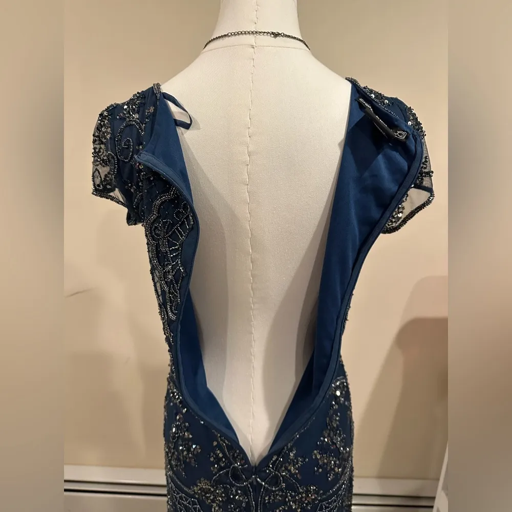 Pisarro Nights Blue Silver Gray Beaded & Sequence Mesh Midi Cocktail Dress Sz 2. - Image 10