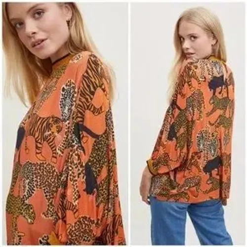 Anthropologie Zaniya Menagerie Animal Print Top Women's XS Orange Boho Hippie - Image 4
