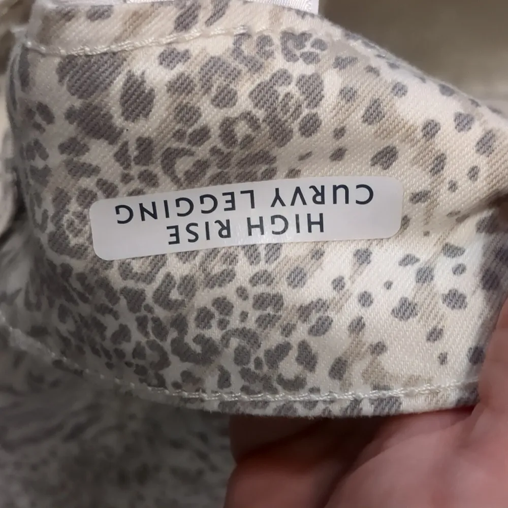 Seven7 high rise curvy skinny leggings jeans size 10 - Image 4