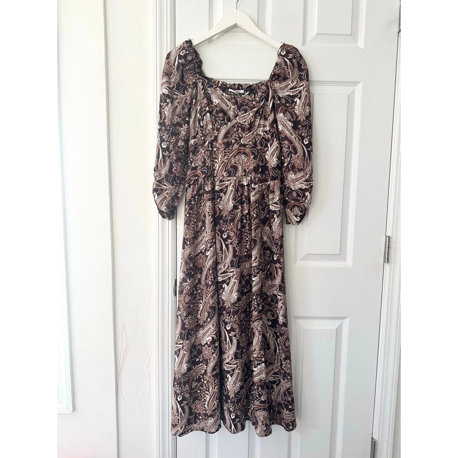 By The River Boutique Brown Paisley Sweetheart Neckline Puff Sleeve Midi Dress S - Image 2
