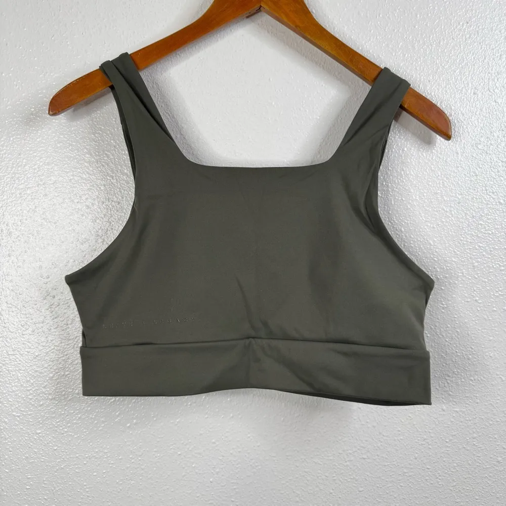 UNRL Performa Longline‎ Bra in Grove Size Medium Green - Image 4