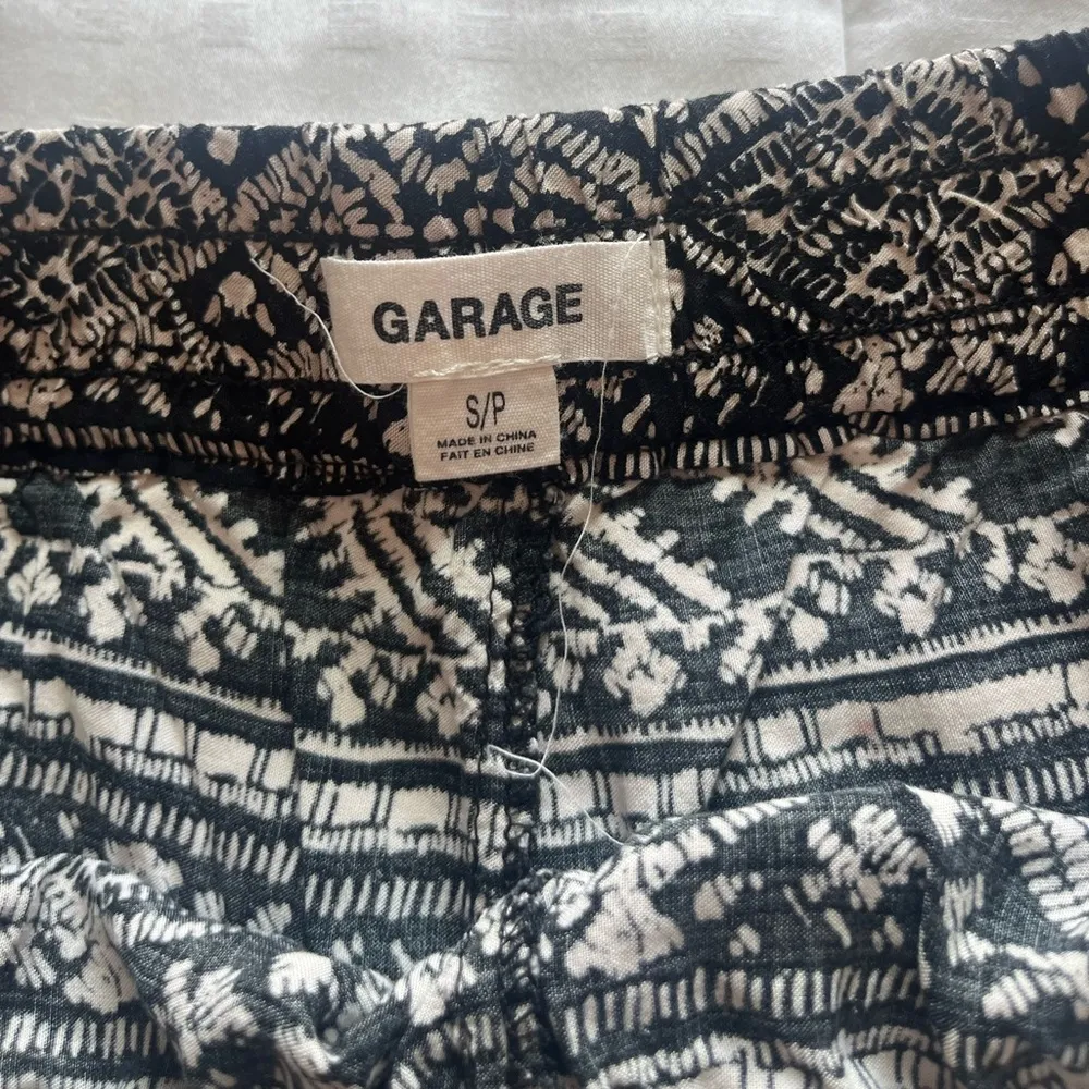 black and white shorts - Image 2