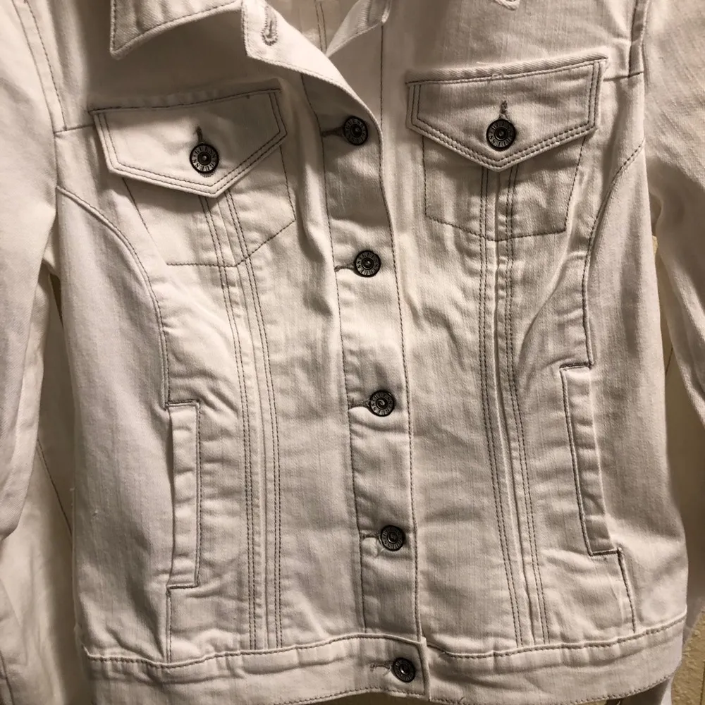 NEW  White Denim Sexy Trucker Jacket Large - Image 5