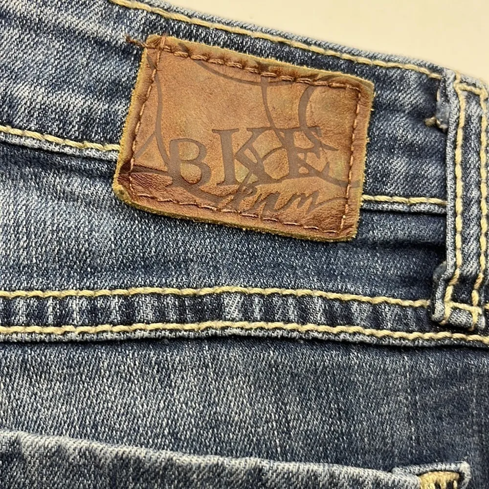 BKE Denim Kate Capri Stretch Mid Rise Size 27 - Image 11