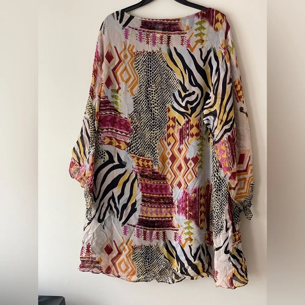 Silhouettes  V Neck Mini Dress Size 22 - Image 6