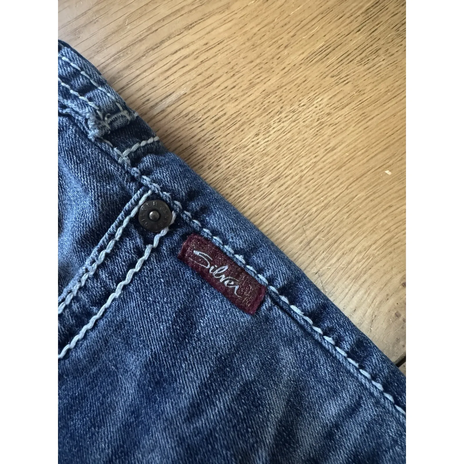 Silver Jeans Tuesday Low Rise Capri Size W29 Summer Travel Vacation Denim City - Image 15