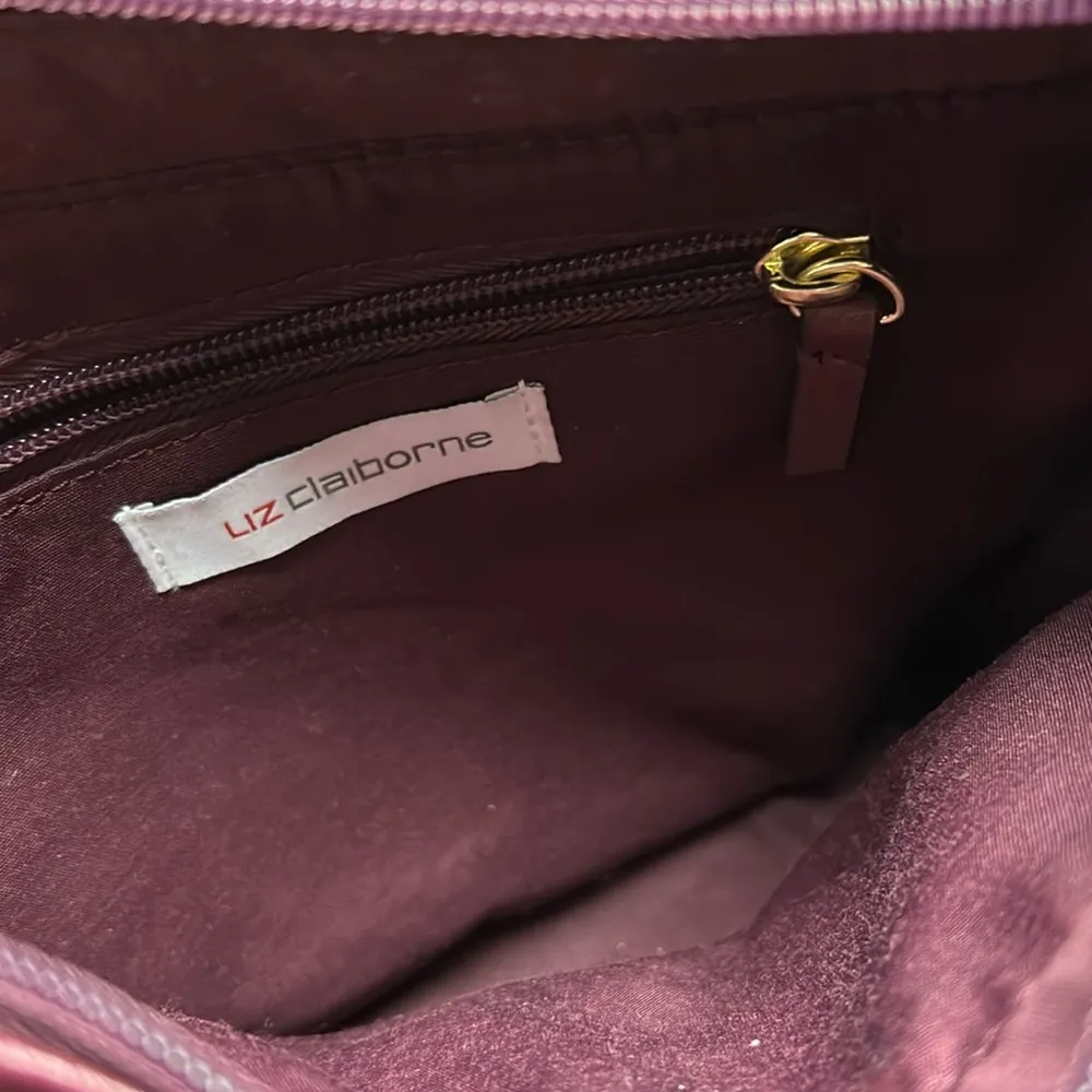 Liz Claiborne Faux Leather Crossbody Bag - Image 11