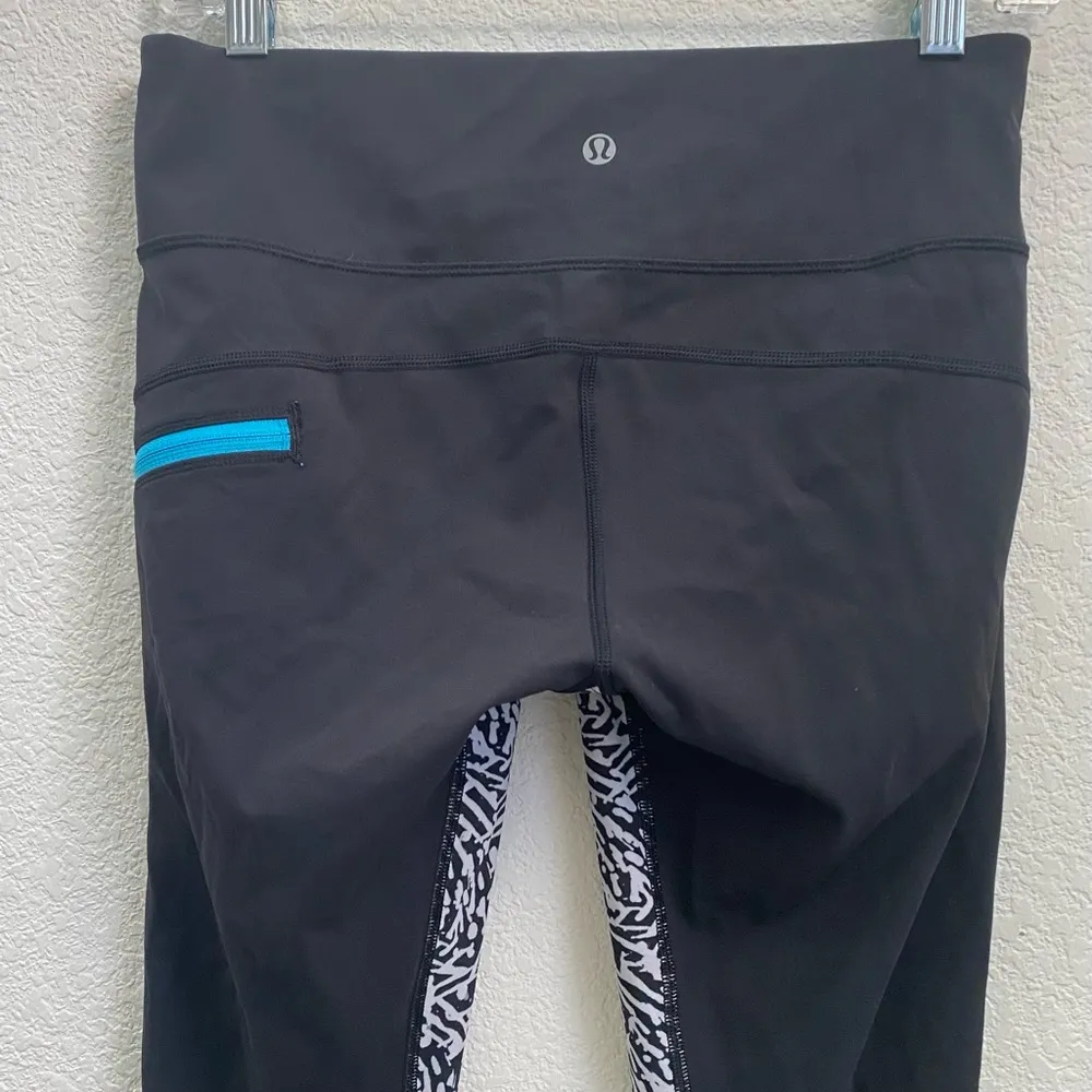 LULULEMON Run: Top Speed Crop Mini Brushed Animal Black & White Crop Pant Size 6 - Image 10