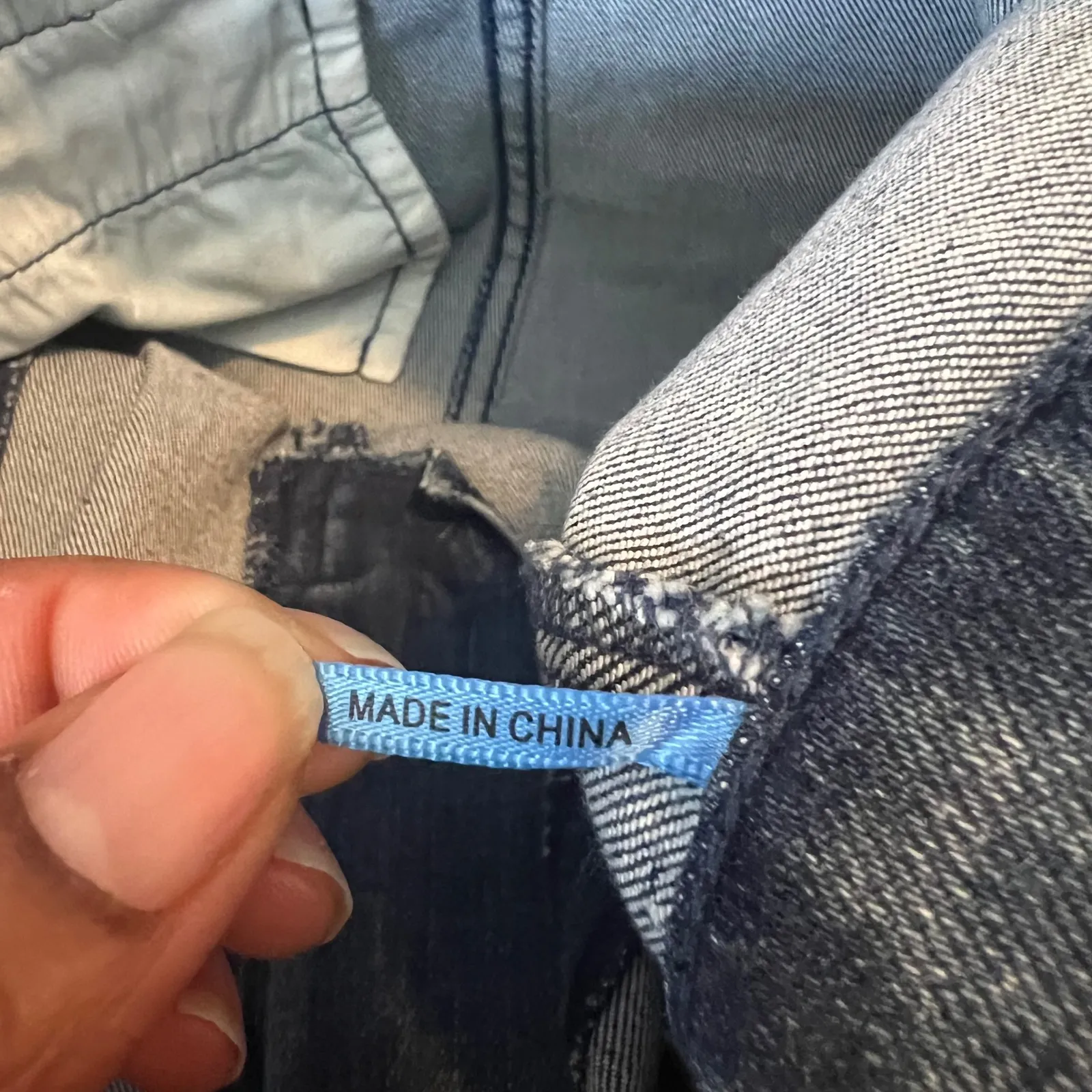 J McLaughlin Womens Size 2 Blue Denim Flare Leg Jeans Split Hem - Image 3