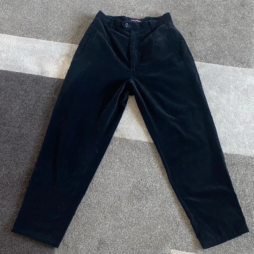 Vintage Gloria Vanderbilt high waist Black barrel Corduroy Pants - Image 2