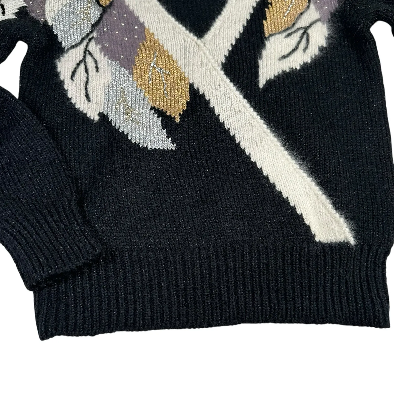 Jaclyn Smith Petite Women's Vintage Sweater Size Small Black Gold Silver Leaf - Image 2