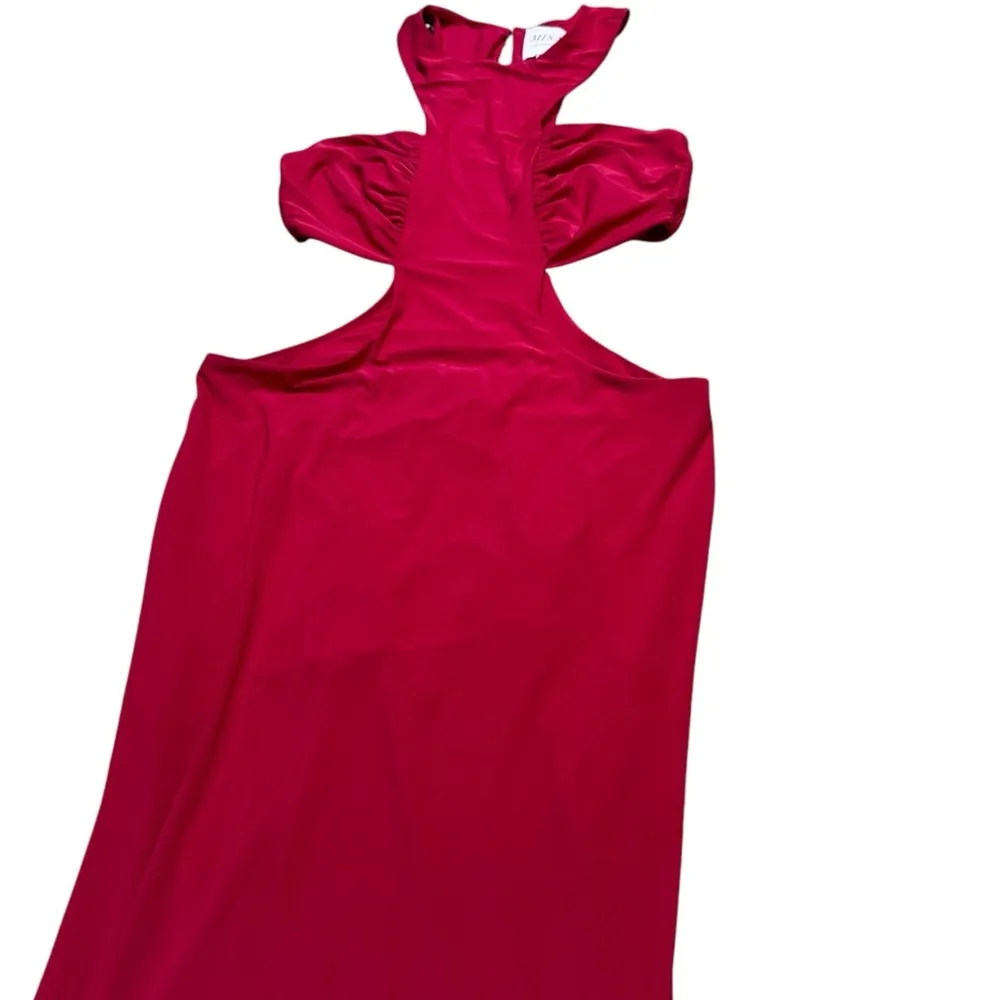 REVOLVE Angeles Lyra Dress in Fuchsia
MISA Los Angeles - Image 5