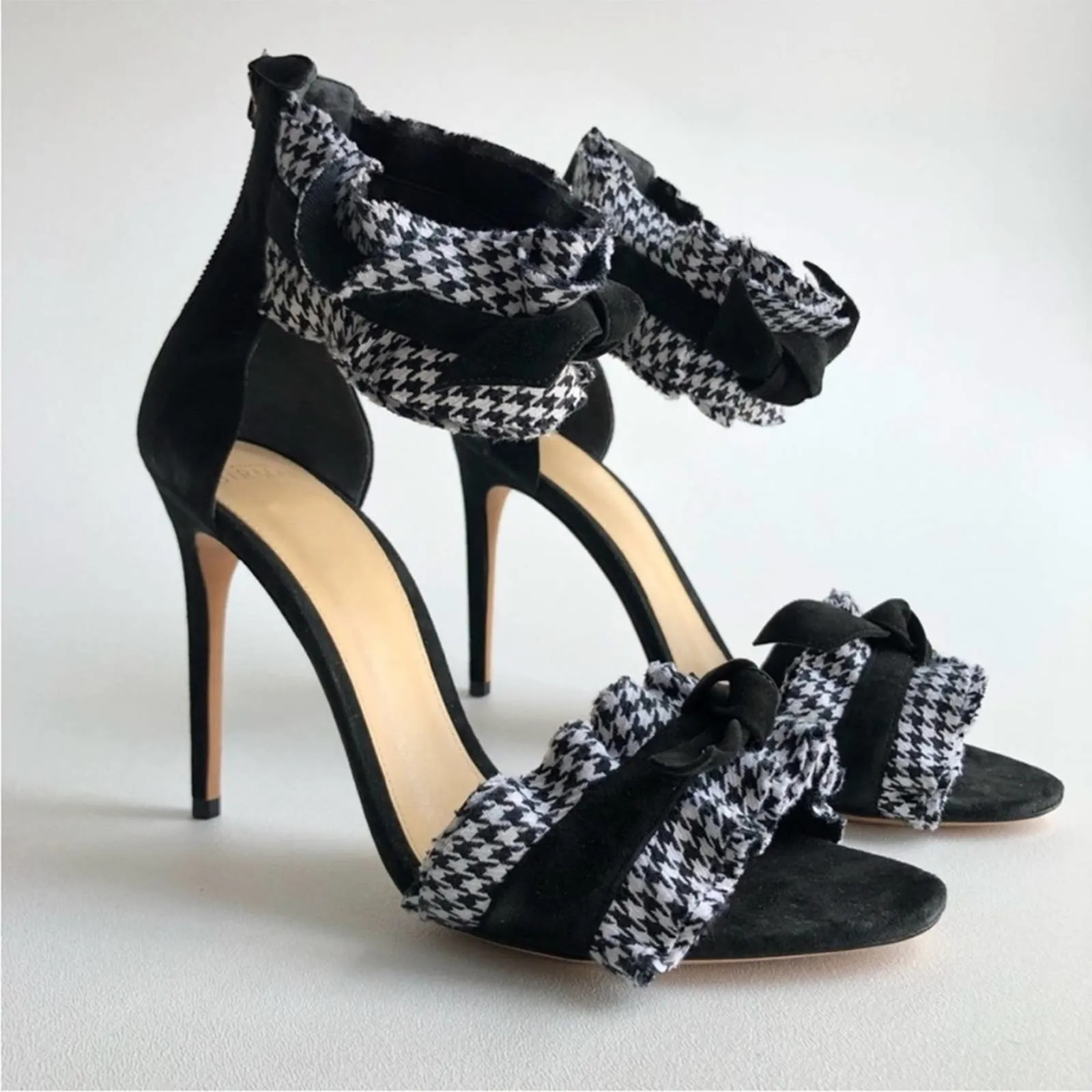 Alexandre Birman NEW  Clarita Black Houndstooth Ruffle Sandals heels - Image 9