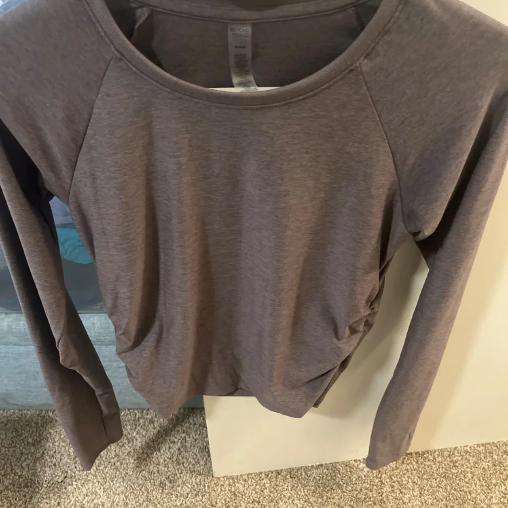 Beyond yoga, Spacedye fit your shired  long sleeve top new size medium - Image 2