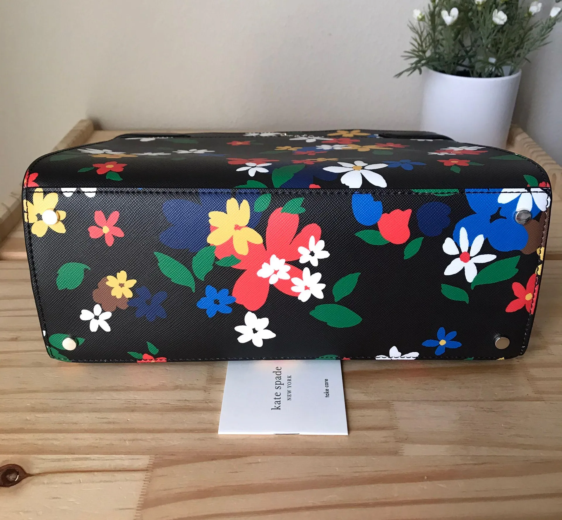 Kate Spade Purse - Image 10