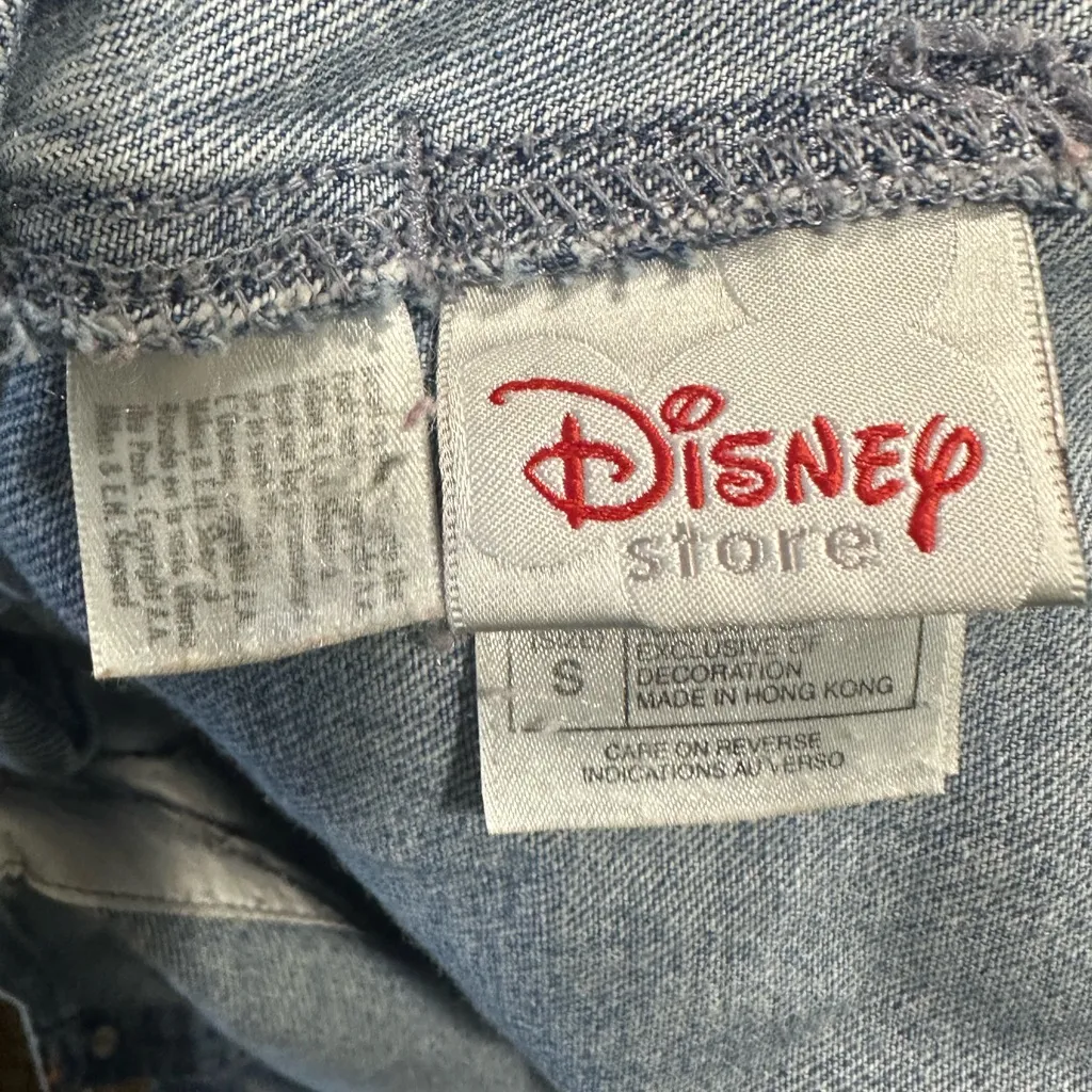 Vintage authentic Disney Winnie the Pooh  Women's Blue Denim Overall Shorts - Image 2