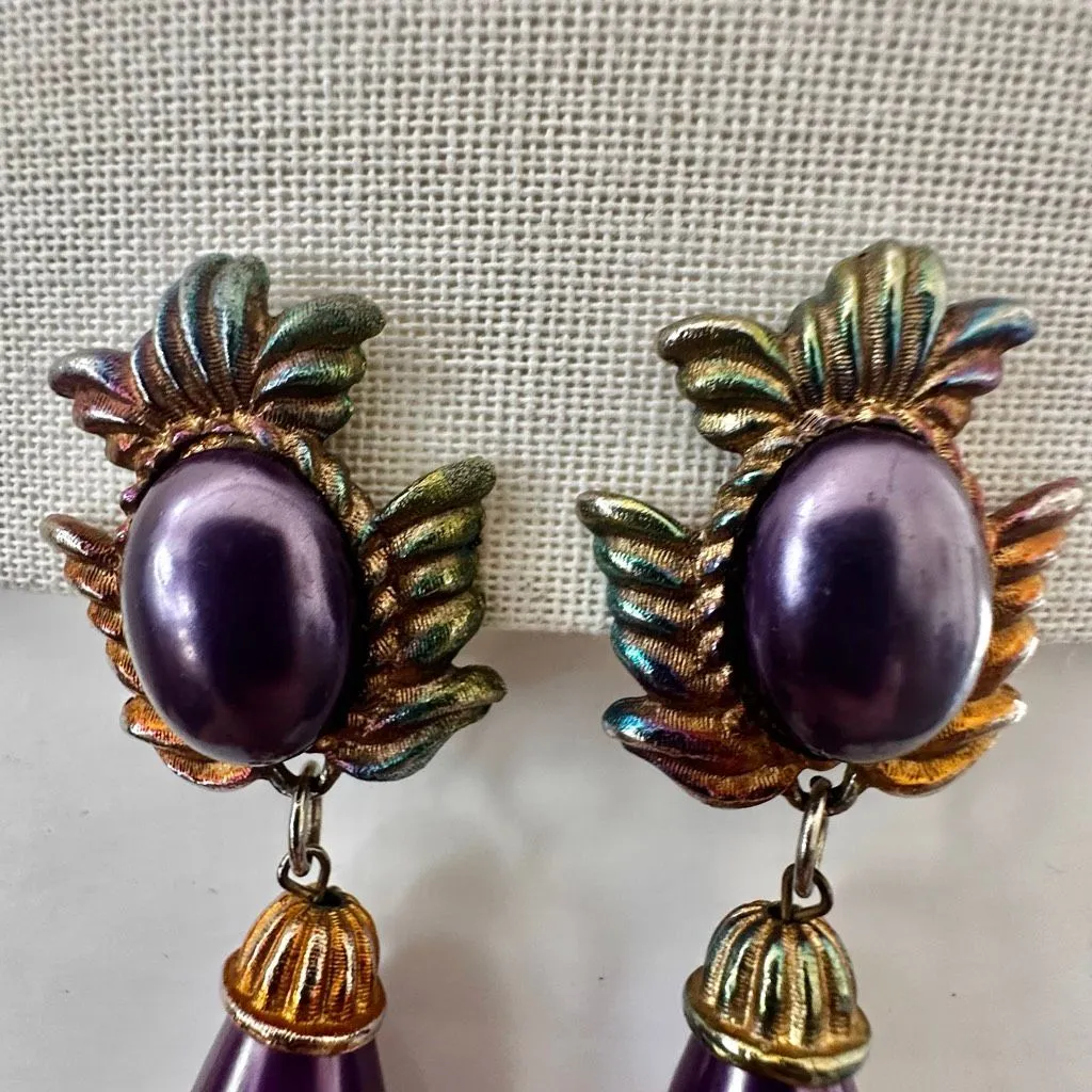 Vintage Iridescent Purple Teardrop Clip - Image 2