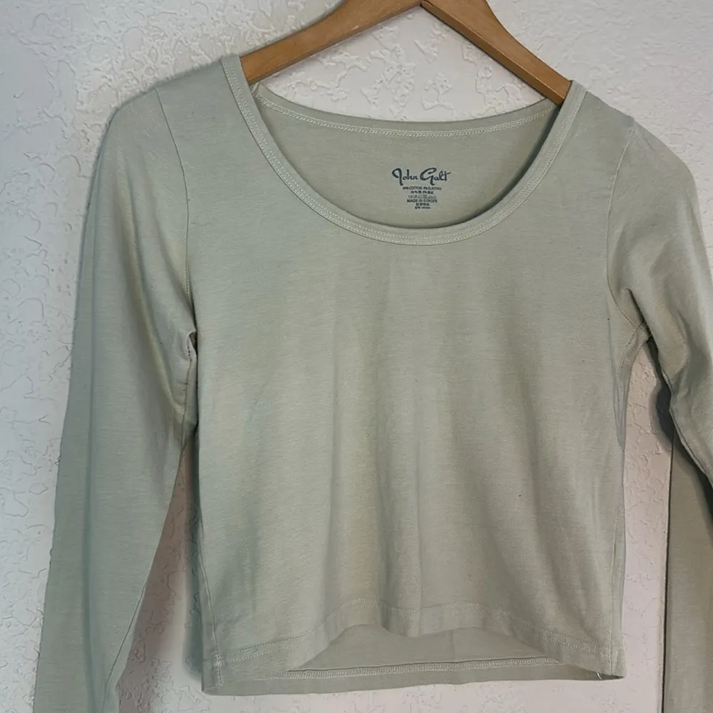 John Galt Sage Green Crop Tee Long Sleeve T-Shirt Stretch Cotton Y2K - Image 2