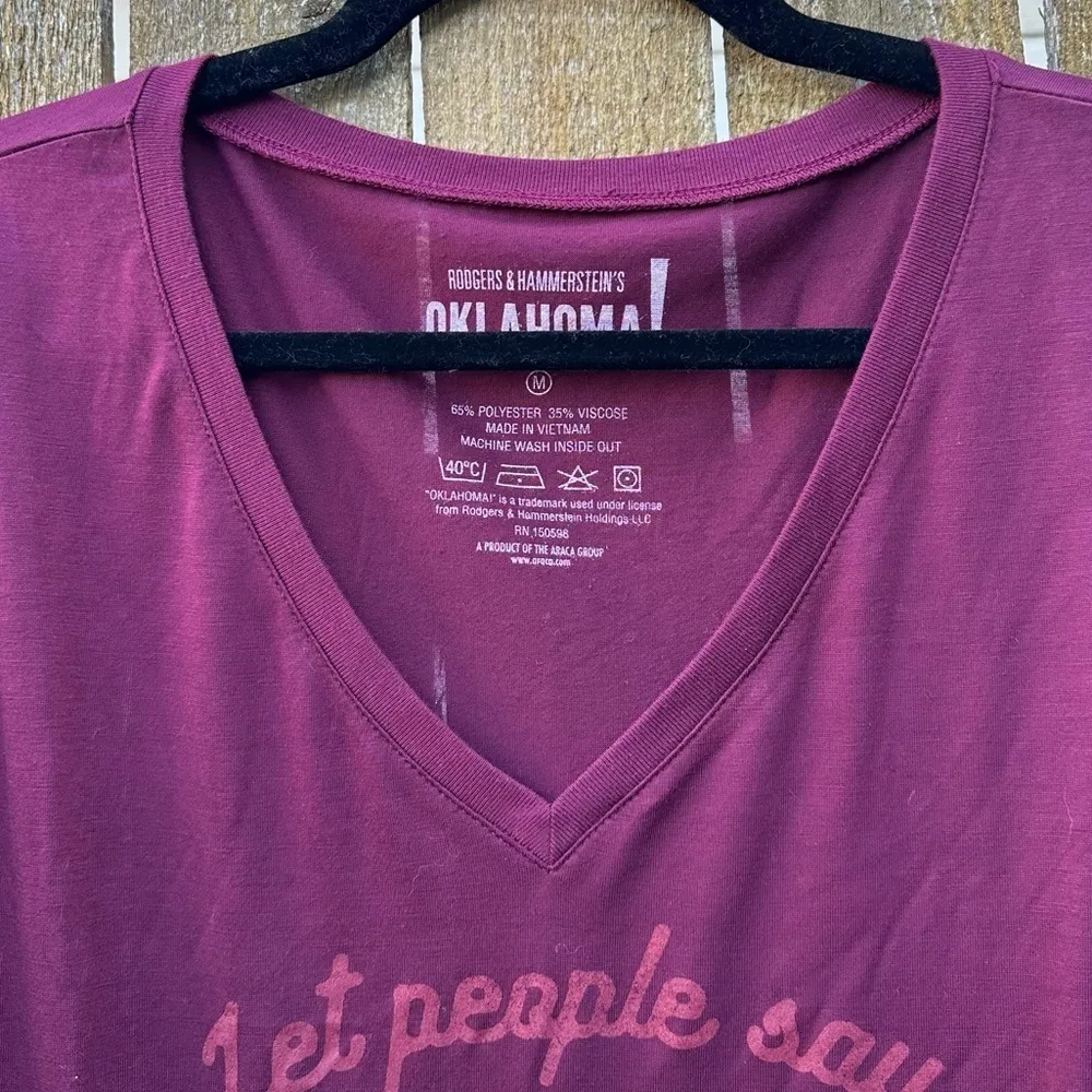 Oklahoma! Let People Say We’re in Love Graphic Tee Sz M Size M - Image 4