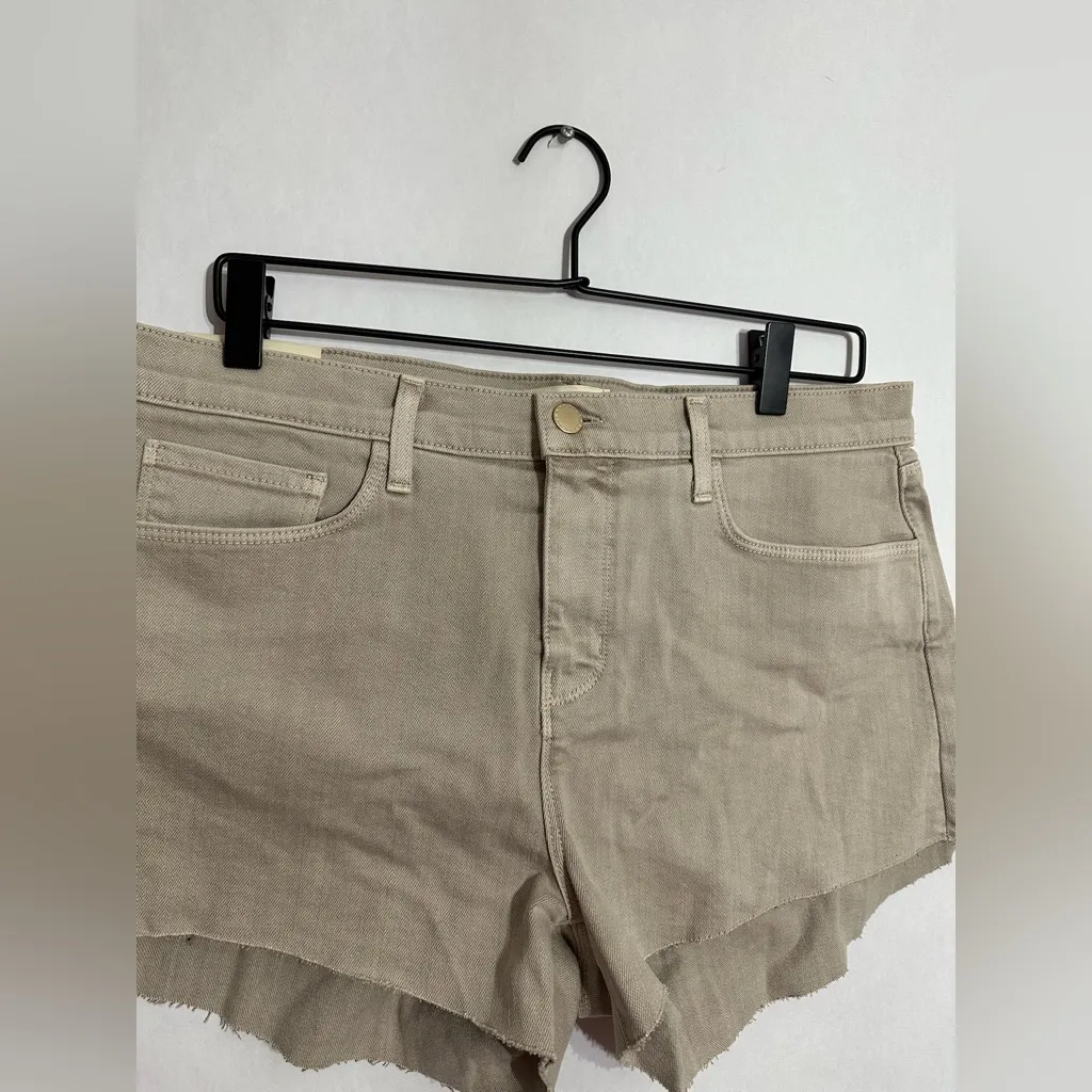 NWT L’agence Audrey Mid-Rise Raw Hem Cut-Off Shorts Size 31 “Biscuit” Neutral - Image 9