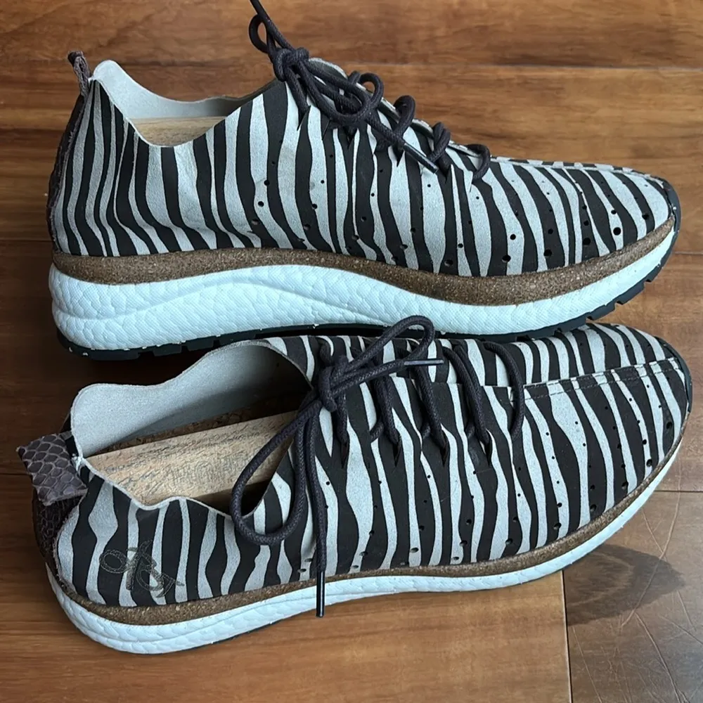 OTBT  sneakers - Image 7