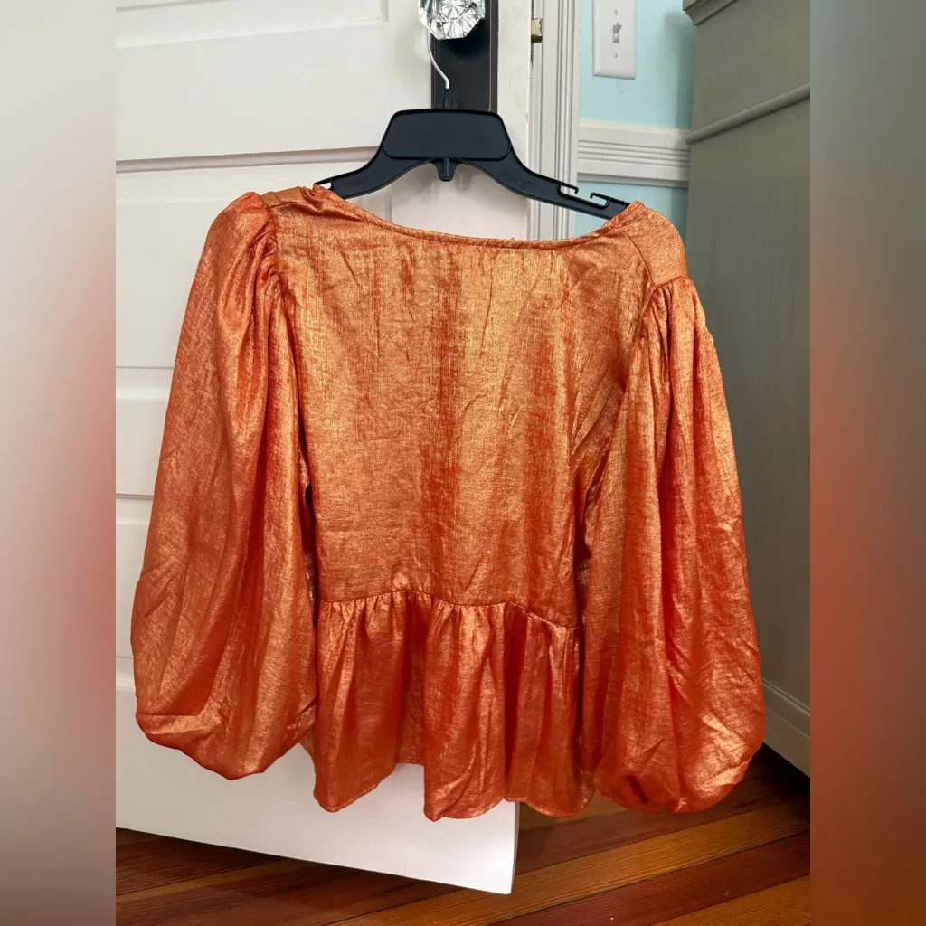 Orange shimmer long sleeve top medium - Image 3