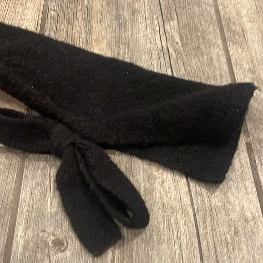 J. McLaughlin Black wool bow Sweater - Image 2