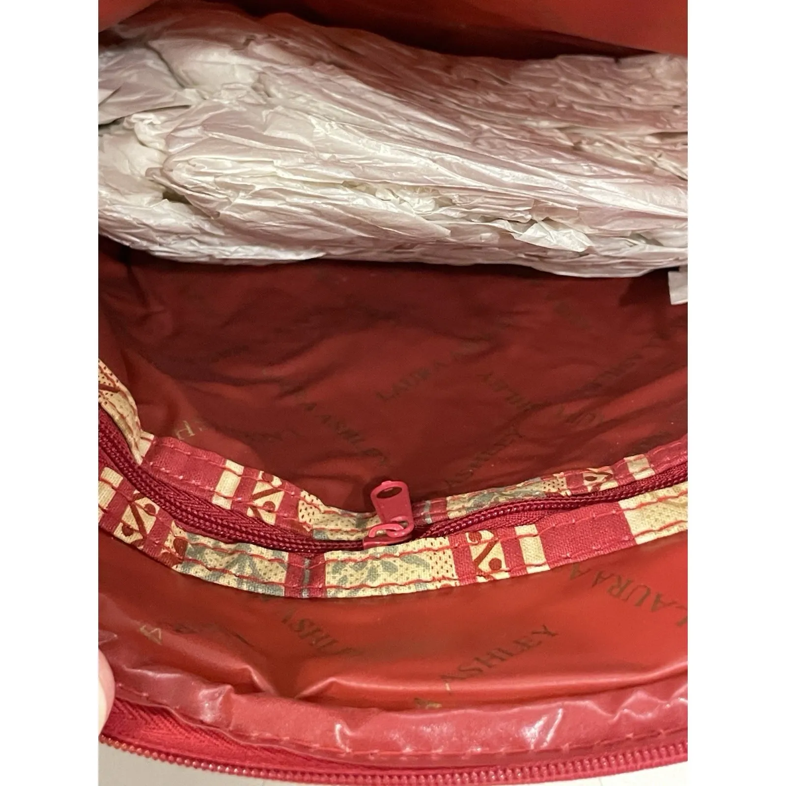 Vintage Laura Ashley Fabric Toiletry Bag Set Red Tan Zipper Floral Cottage New - Image 6