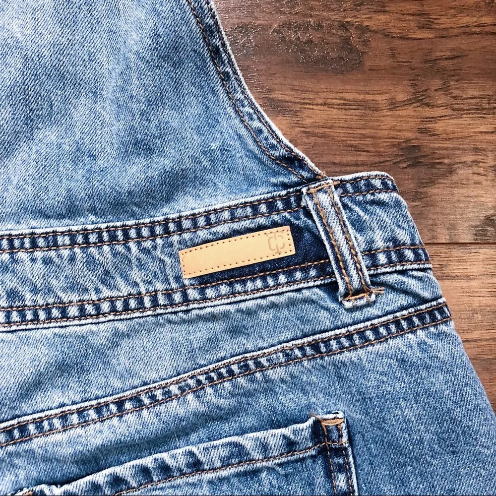 True Craft • denim overall shorts shortalls cut offs raw frayed hem distressed - Image 11