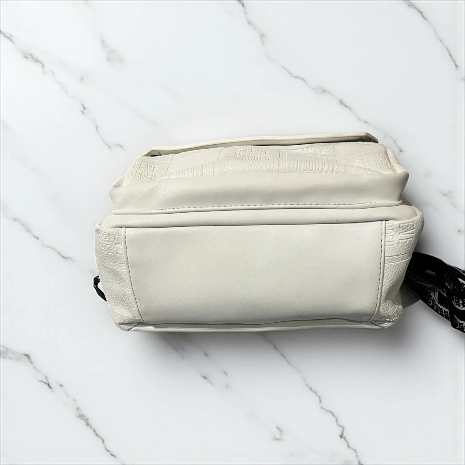 Steve Madden  Backpack Purse Embossed‎ Logo White Adjustable Straps - Image 7
