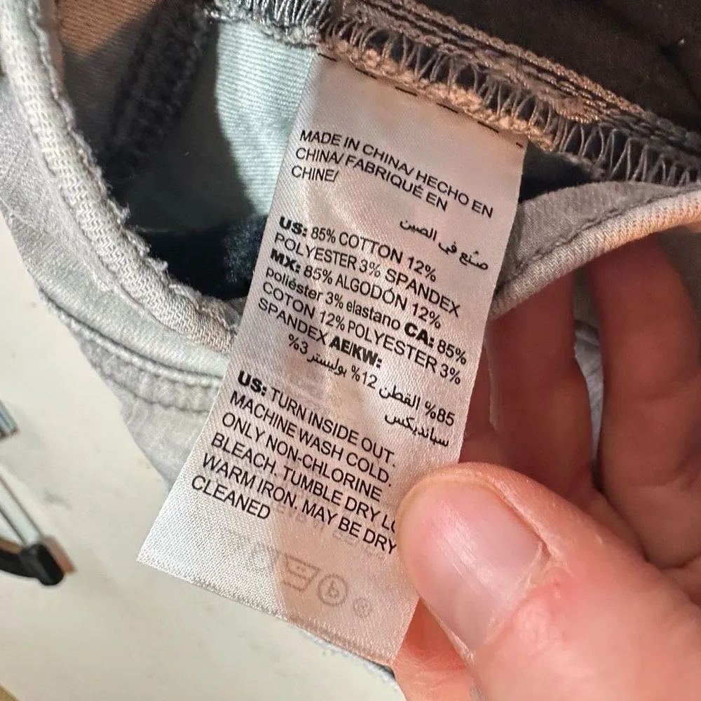 Chico's Women's Mid-Rise Stretch Skinny Jeans Light Gray Granite Wash Size 6‎ - Image 11