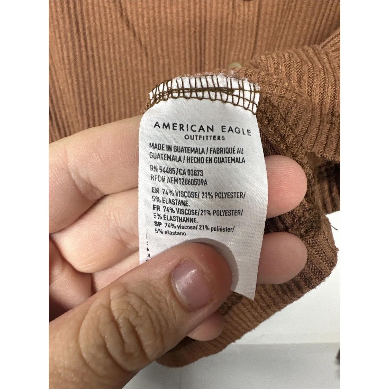 American Eagle Womens Long Sleeve Carmel Shirt Medium Henley Cropped Pullover - Image 8