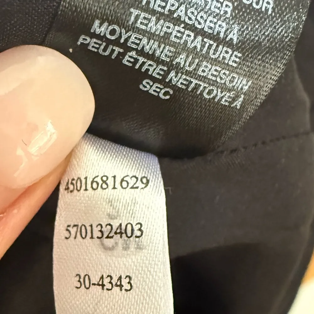 WHITE HOUSE BLACK MARKET Perfect Form Black Pencil Skirt Size 6 - Image 8