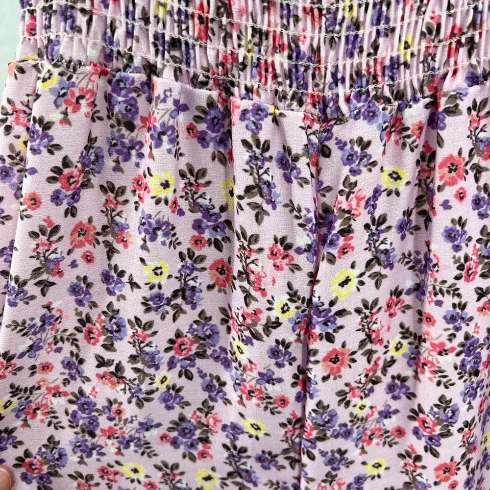 Fantastic Fawn wide leg floral smocked jumpsuit lavender large tie straps spring - Image 4