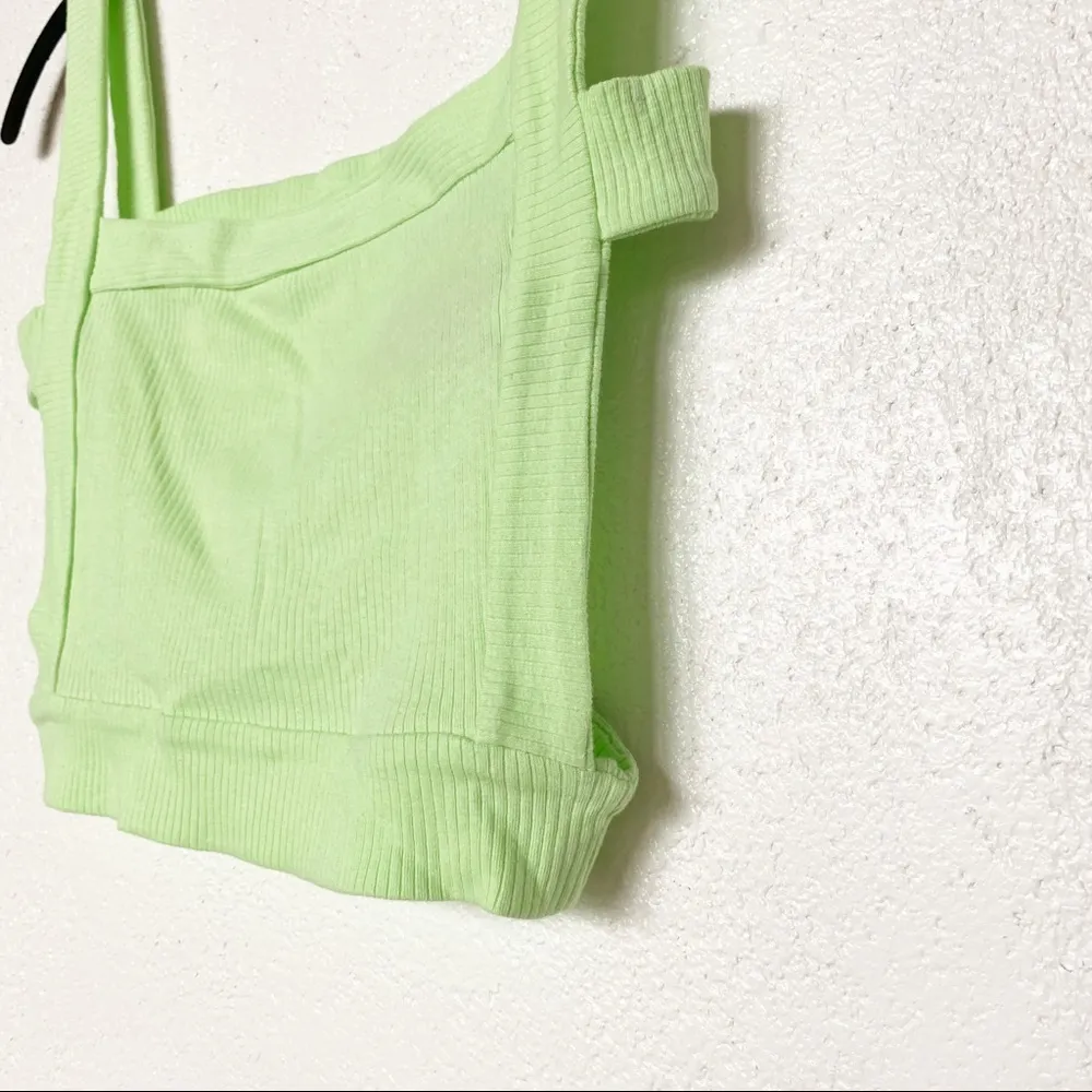 Urban Outfitters Izzy Open Back Tank Top Size Large - Image 5