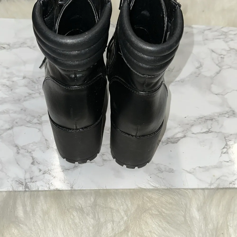 Nasty Gal Black Combat Boots size 6 new with small scratch - Image 11