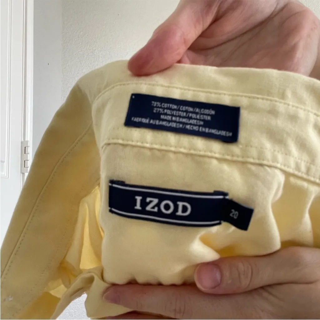 Izod Oversized Butter Yellow Button Down Top - Image 6