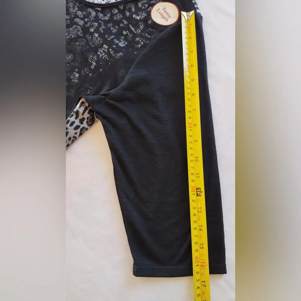 NWT Fadet Glory Womens Plus Size 2XL Black Animal Print T-shirt 3/4 Sleeve - Image 9