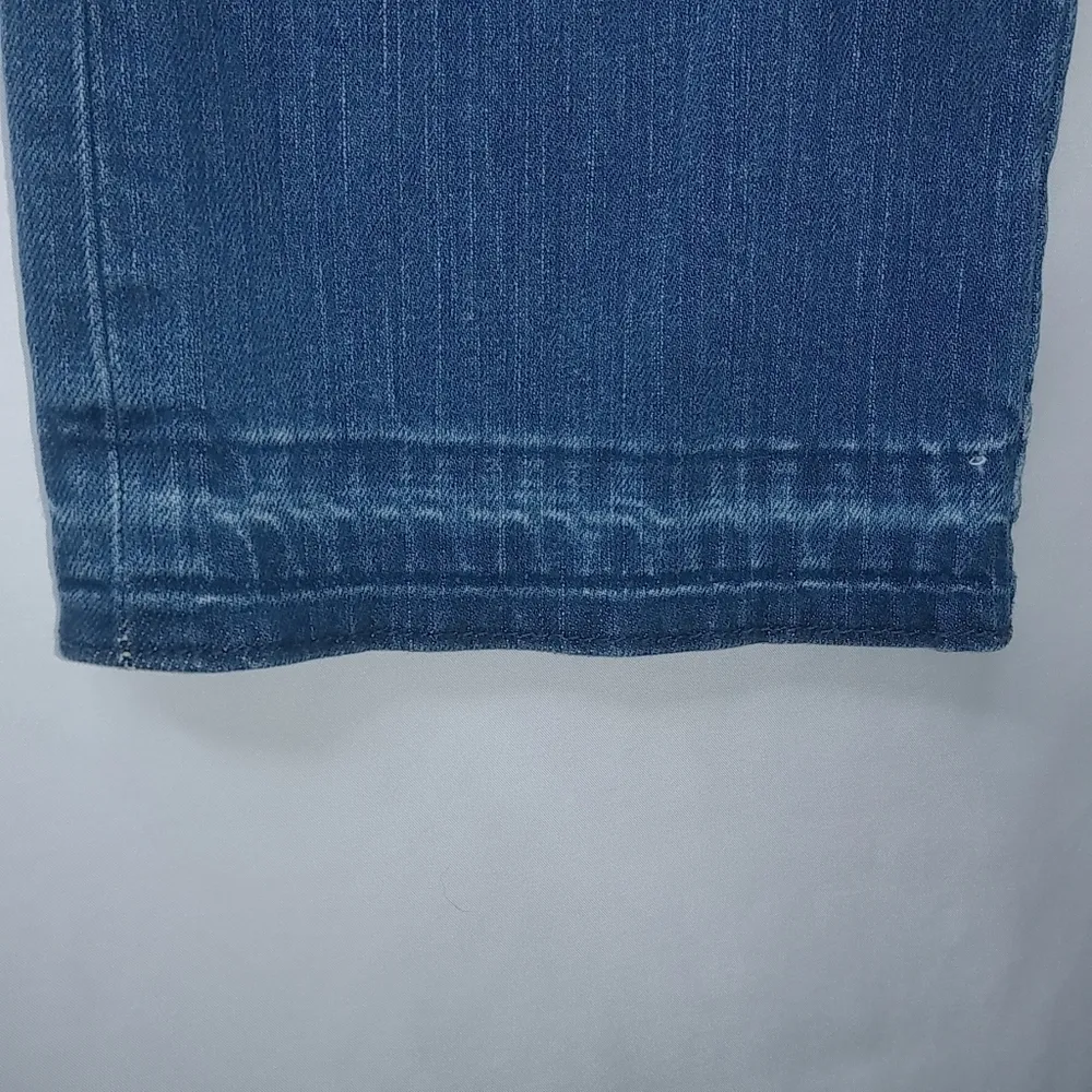 GAP 1 26x22 Low Rise Stretch Cropped Jeans - Image 6