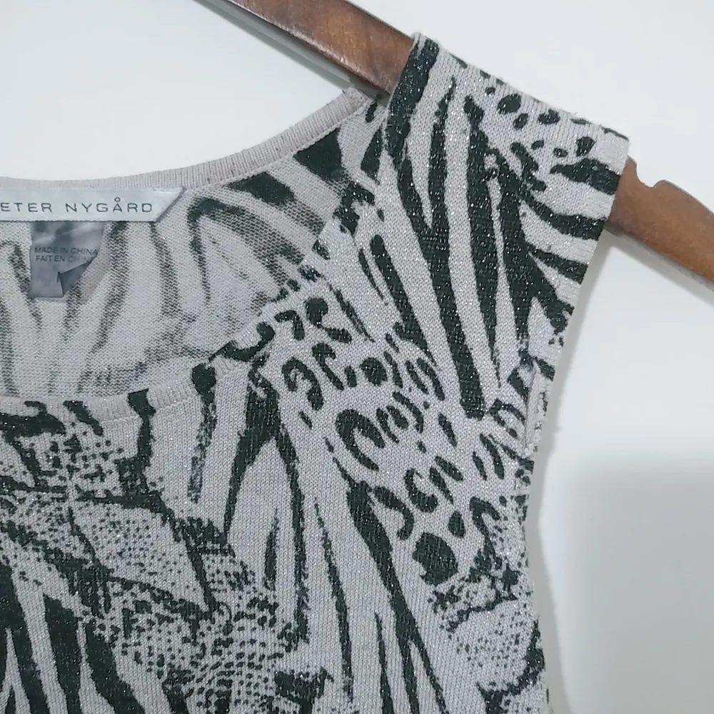 Peter Nygard M Black White Zebra Top - Image 8