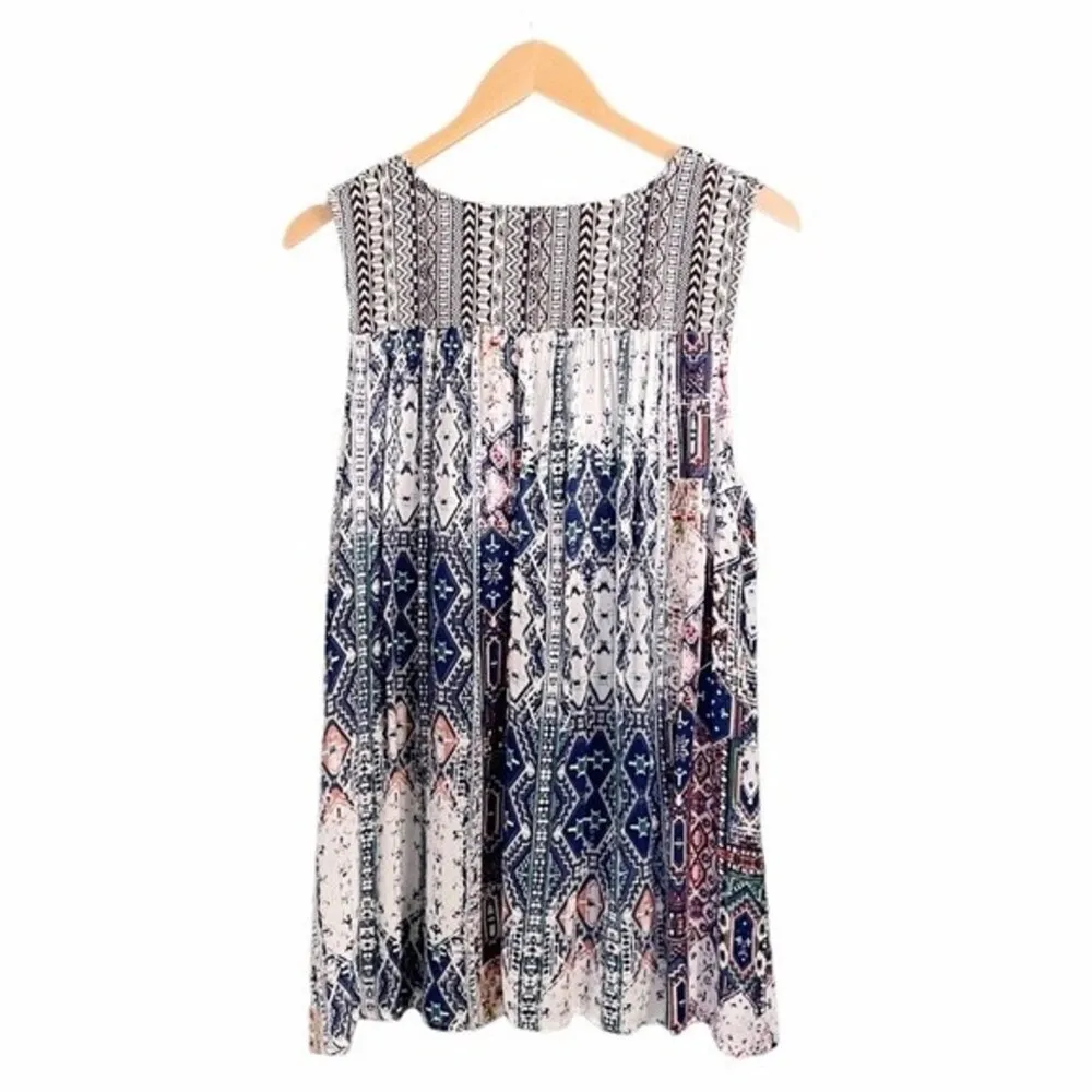 Umgee Boho Top Women's Size Medium Sleeveless Tunic Indigo Blue Crochet Pom Trim - Image 2